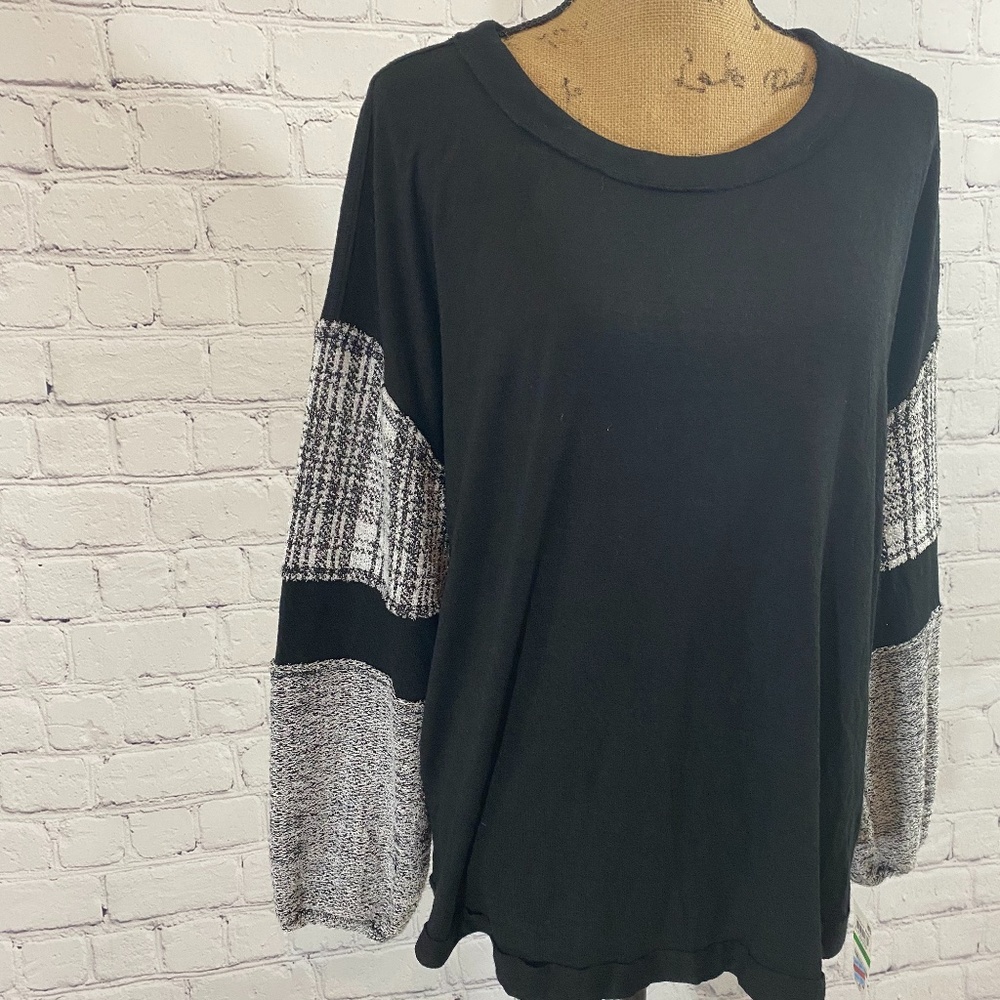 Scoop Neck Sweater